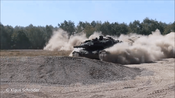 Đức chi tiền sắm phiên bản siêu tăng mạnh nhất Leopard 2A7V ảnh 15