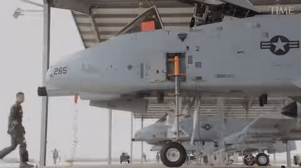 Cường kích khét tiếng A-10 Mỹ được triển khai tới Trung Đông