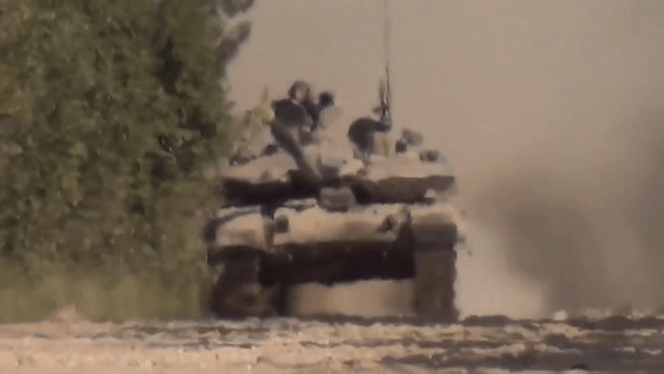 Nga có thể đã mất tới 40 siêu tăng hiện đại T-90M 