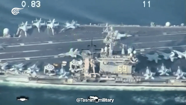 Sức mạnh tàu sân bay Mỹ vừa bị UAV Iran áp sát