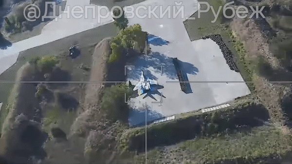 UAV cảm tử Lancet vượt quãng đường kỷ lục để phá hủy tiêm kích MiG-29 Ukraine