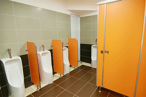 Nhà vệ sinh kiểu mẫu phục vụ nhu cầu của du khách và người dân ...
