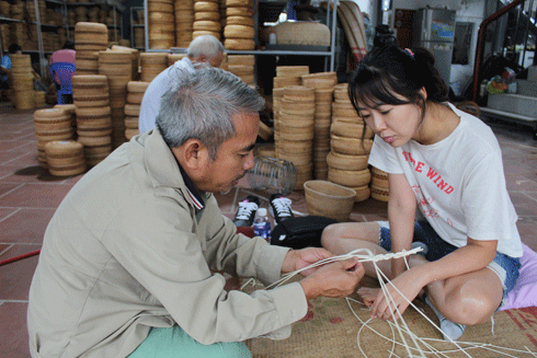 Nhộn nhịp làng nghề mây tre đan Phú Vinh