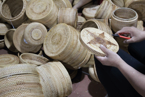 Nhộn nhịp làng nghề mây tre đan Phú Vinh