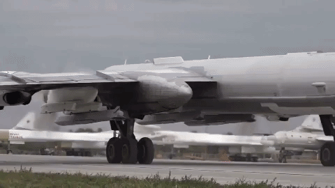 [ẢNH] Nga tung đòn hủy diệt Kh-101 không chỉ nhằm vào mỗi khủng bố IS