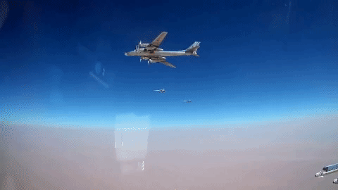 [ẢNH] Nga tung đòn hủy diệt Kh-101 không chỉ nhằm vào mỗi khủng bố IS