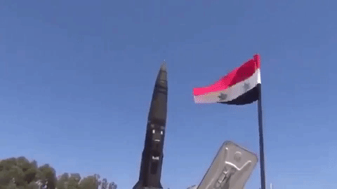 [ẢNH] Nga bất ngờ viện trợ tên lửa đạn đạo cho Syria khiến Mỹ 