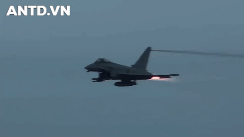 [ẢNH] Syria trước nguy cơ xuất hiện cùng lúc chiến đấu cơ Su-35S, F-15E, Rafale và Typhoon quần đảo