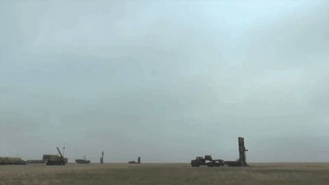 [ẢNH] Đạn tên lửa sát thủ của S-400 Nga đã vào biên chế, đối thủ lo lắng