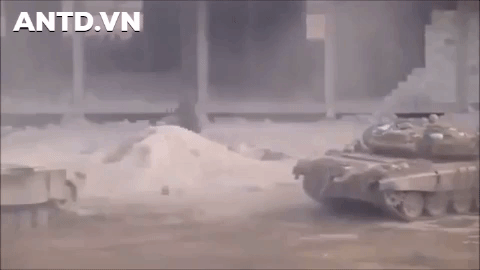 [ẢNH] Siêu tăng T-90 chiến công và góc khuất đầy bi tráng tại Syria mà không phải ai cũng biết