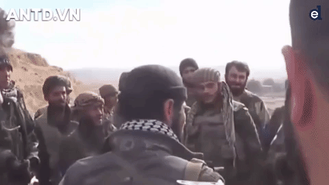 [ẢNH] Quân đội Syria tổn thất nặng, chiến trường sẽ chuyển biến cực khốc liệt?