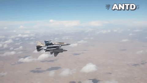 [ẢNH] Israel bất ngờ điều phi đội tiêm kích áp sát tìm cách S-300 Syria?