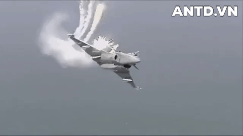 [ẢNH] Chiến thần Rafale Pháp không chỉ lấn át Su-35 mà còn gián tiếp cứa vào vị thế của Nga