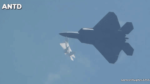 [ẢNH] Trung Đông chuẩn bị chứng kiến màn xuất kích kinh hoàng của F-22 Mỹ?