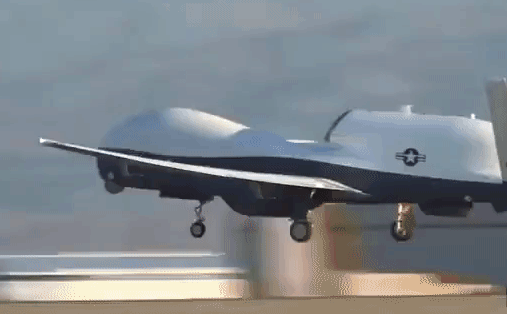 [ẢNH] S-300PMU2 bắn rơi máy bay UAV hiện đại Mỹ, cái tát và sự thức tỉnh?