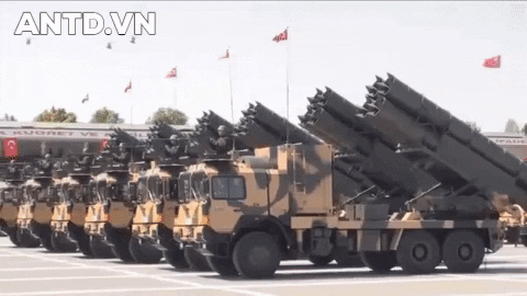 [ẢNH] Đúng như dự đoán, Thổ Nhĩ Kỳ đã điều động vũ khí hủy diệt tiến sát Syria