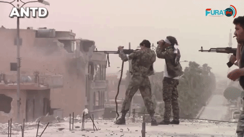 [ẢNH] Lính Thổ Nhĩ Kỳ ôm súng máy Nga xông pha chiến trường Syria