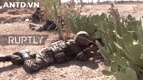 [ẢNH] Lính Thổ Nhĩ Kỳ ôm súng máy Nga xông pha chiến trường Syria