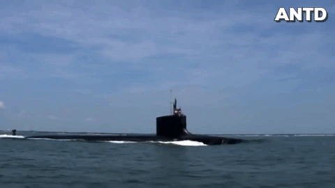[ẢNH] Tàu ngầm hạt nhân Anh mang Tomahawk hội quân cùng Mỹ, đòn tấn công sắp diễn ra?