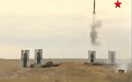 [ẢNH] Lộ diện hệ thống tên lửa phòng không tầm siêu xa 