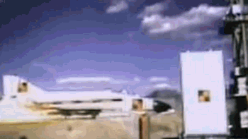 [ẢNH] Kết quả gây sốc của màn đọ sức giữa tiêm kích F-4 Phantom II và tường bê tông