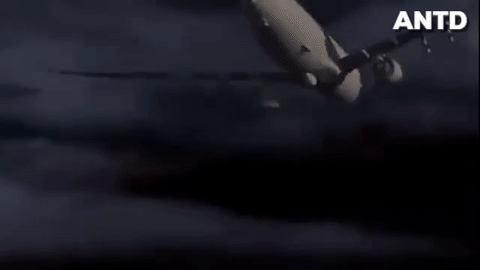 [ẢNH] P-8A Poseidon Mỹ vội vã rút lui sau khi bị tiêm kích Nga truy đuổi?