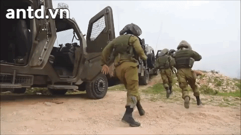 [ẢNH] Sức mạnh súng trường tấn công TAR-21 trong tay binh sĩ Israel