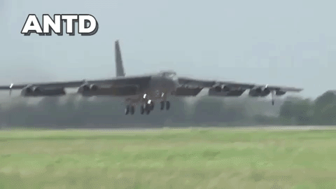 [ẢNH] Hơn 60 năm đi qua, B-52 vẫn tiếp tục là biểu tượng sức mạnh của không quân Mỹ