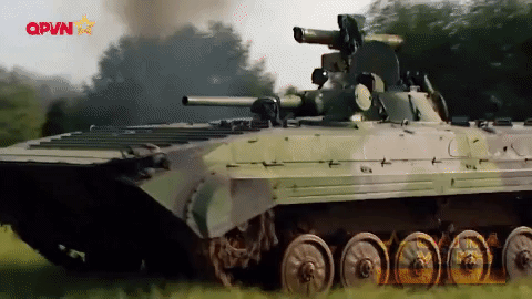 Phát bắn từ súng phóng lựu kích nổ dây chuyền, xé nát xe chiến đấu bộ binh BMP-1 tại Ukraine