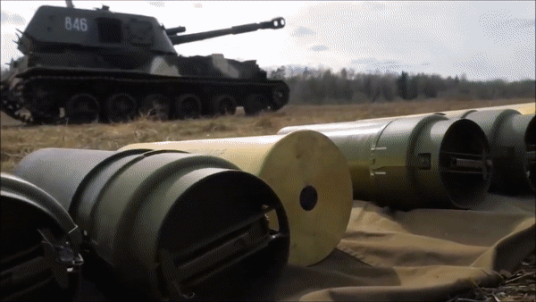 Pháo binh Nga - cơn ác mộng đối với binh sĩ Ukraine tại Donbass