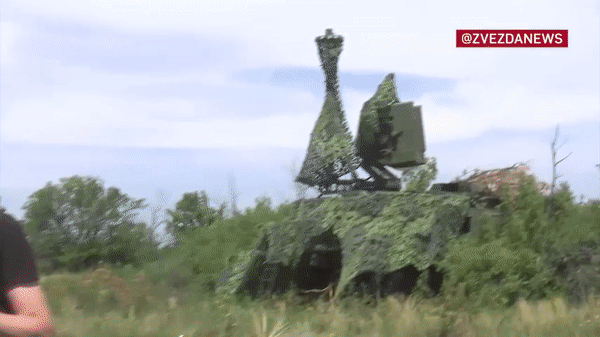 'Sát thủ vô hình' nào đã giúp Nga chế áp quân đội Ukraine tại Donbass?