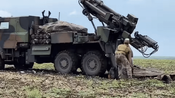 Pháo tự hành Caesar của Pháp chính thức bị Nga phá hủy tại vùng Donetsk?