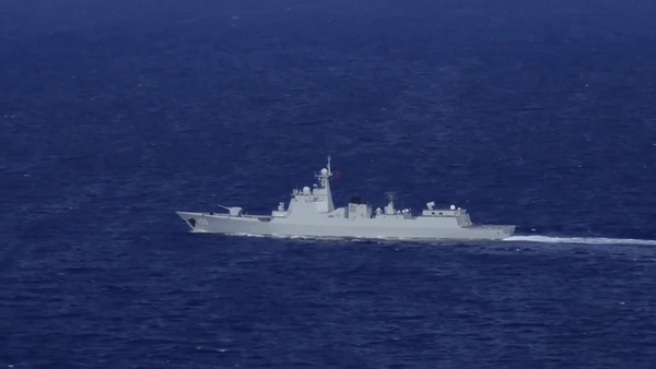 Trung Quốc điều hơn 100 máy bay và nhiều tàu chiến tập trận xung quanh Đài Loan