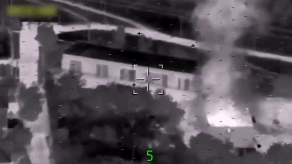 Loại tên lửa tối tân Izdelie 305 Nga bắn 'xuyên cửa sổ' phá hủy mục tiêu tại Ukraine