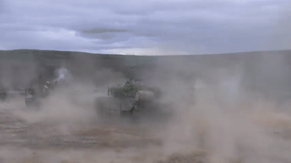 Xe tăng T-80BVM tác chiến như thế nào trên chiến trường Ukraine?
