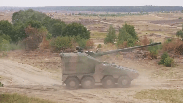 Pháo tự hành RCH-155 Đức vừa đồng ý bán cho Ukraine nguy hiểm cỡ nào?