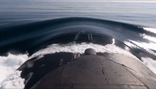 Nga tái bố trí lữ đoàn tàu ngầm Kilo ở Crimea vì nguy cơ bị tập kích?