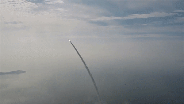 Tên lửa đạn đạo Hyunmoo-2 Hàn Quốc rơi phát nổ ngay khi phóng