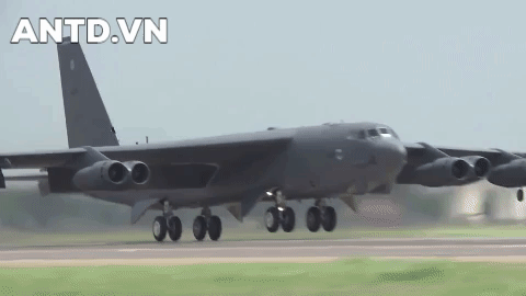 Mỹ có thể triển khai 'pháo đài bay' B-52 tới Australia