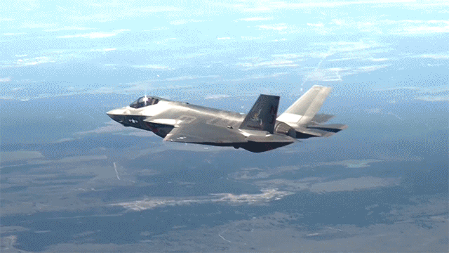 Quốc gia đầu tiên có không quân sở hữu 100% chiến đấu cơ thế hệ 5