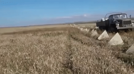 Ukraine dùng vũ khí Mỹ cấp để 'thổi bay' tuyến phòng thủ 'răng rồng' Nga tại Kherson?