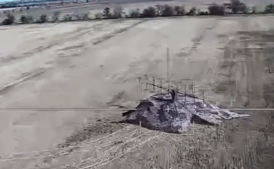 UAV tự sát Lancet-3 Nga tập kích phá hủy khí tài của Ukraine tại Kherson