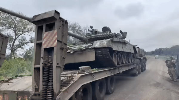 Ukraine nghi Nga sắp điều thêm quân từ Belarus