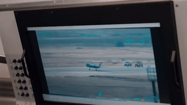 Thổ Nhĩ Kỳ thử nghiệm tiêm kích tàng hình không người lái (UAV) Kizilelma