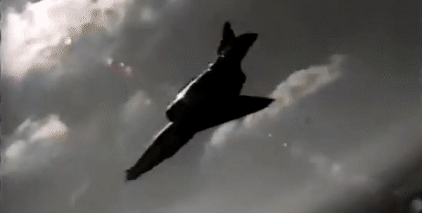 UAV khổng lồ Liên Xô tập kích sân bay, tâm điểm cáo buộc từ Nga dành cho Ukraine