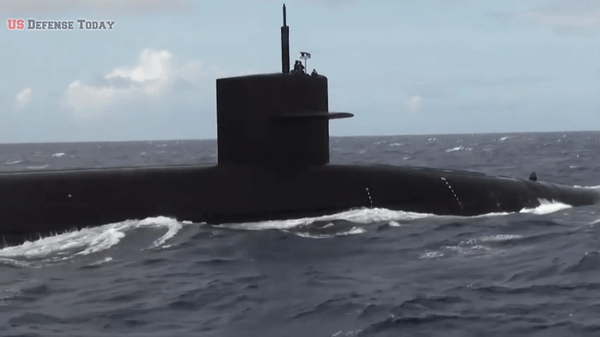 Tàu ngầm nguyên tử mạnh nhất thế giới của Mỹ dàn hàng cùng đồng minh trên biển