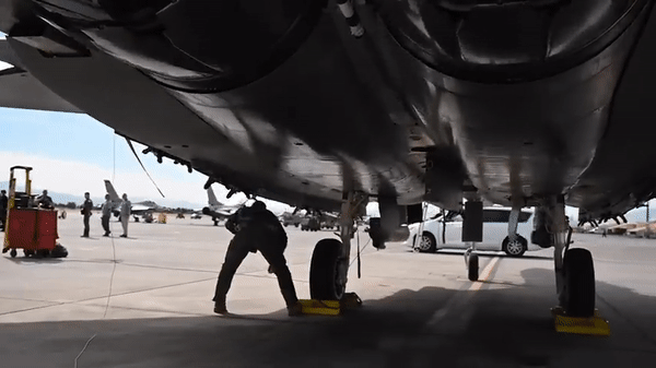 Chiến đấu cơ F-15EX ra đời đánh dấu sự hồi sinh của 'Đại bàng bất bại'