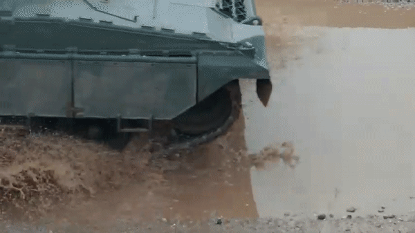 Xe tăng C1 Ariete - 'hổ thép chiến trường' đến từ Ý
