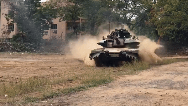 Arjun MK II - Siêu tăng đầy trắc trở của Ấn Độ