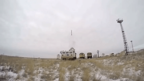 'Quái thú Bắc Cực' Tor-M2DT, loại vũ khí phòng không đặc biệt của Nga